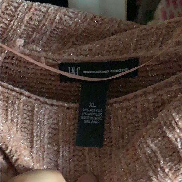 Sweater - Picture 2 of 4